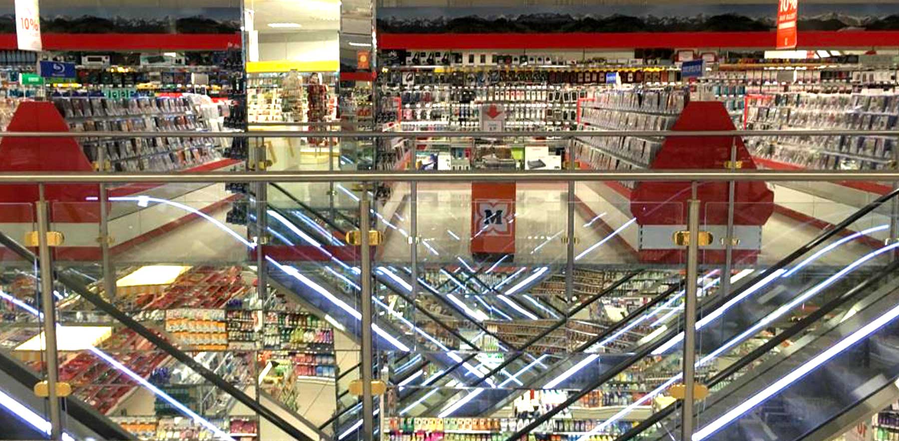 Konfigurieren Sie individuellen Fahrtreppen, Fahrsteige & Aufzüge